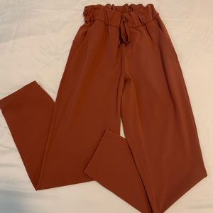 Burgundy lululemon “on the fly” pants size 4